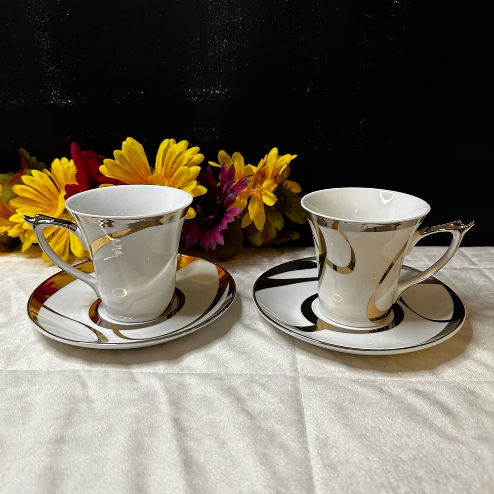 New Beautiful Delicate Gold & Silver Metallic Swirl Tea Set For 2 In A Gift Box